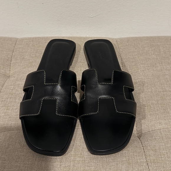 Authentic Hermes Oran Sandals Black Women EU39.5/US8.5 Box Dust Bags Receipt - Picture 6 of 12
